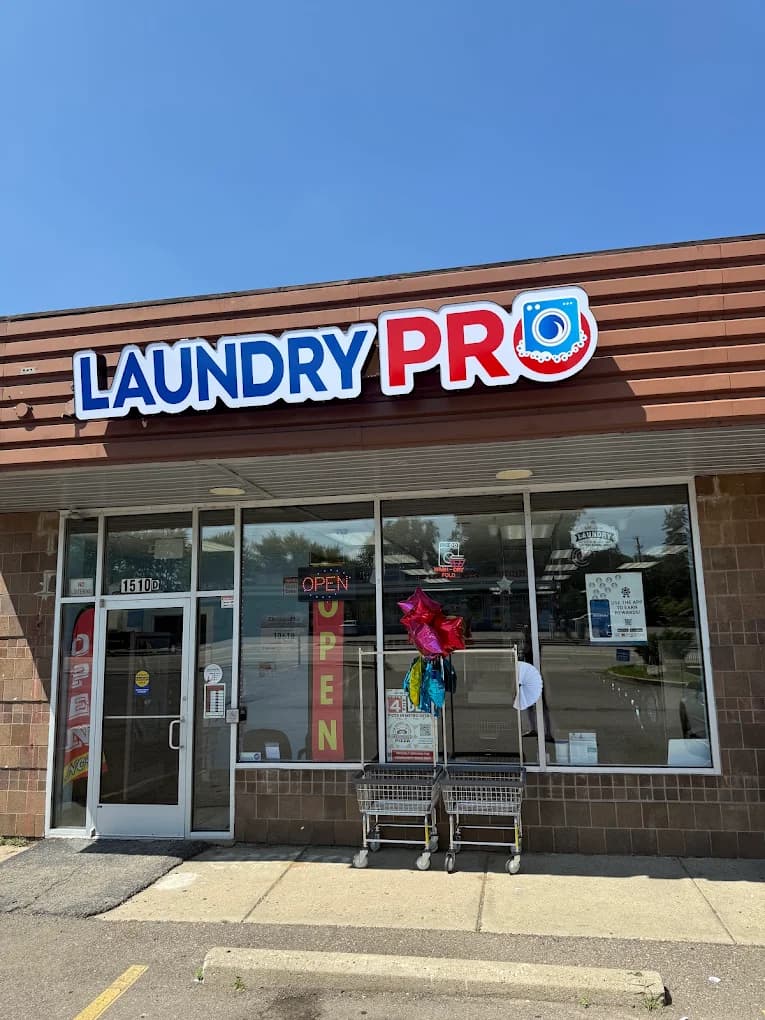 Storefront of Laundry Pro laundromat in Ypsilanti Michigan